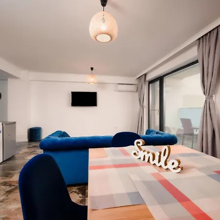 Apartamento Holiday Deluxe Mamaia Nord La 5 Minute De Plaja Năvodari
