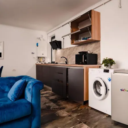 Holiday Deluxe Mamaia Nord La 5 Minute De Plaja Apartamento *