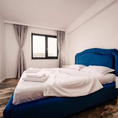Holiday Deluxe Mamaia Nord La 5 Minute De Plaja Apartamento *